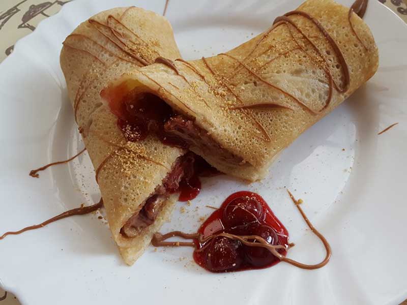 Palačinka nutela višnja Naj Pizza i sendvič bar dostava